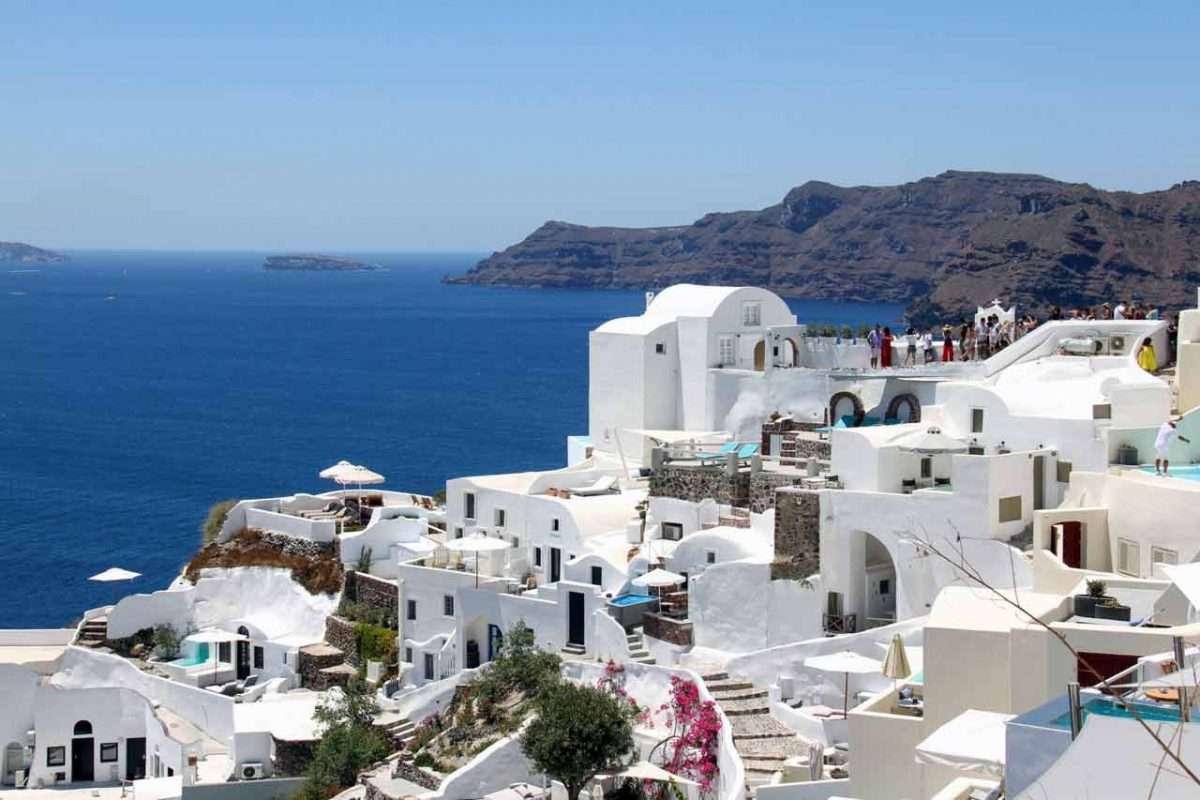 The Ultimate Tourist’s Guide on Travelling to Greece