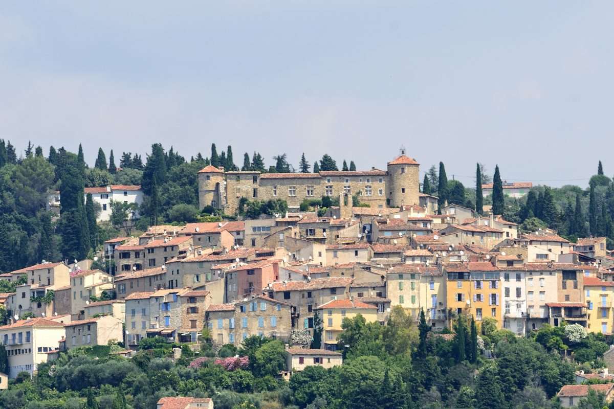 The Ultimate Guide to Visiting Provence, France, in the Summer