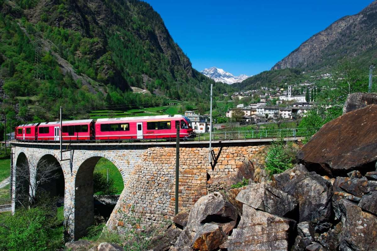 5 Must See Scenic Train Rides in Switzerland