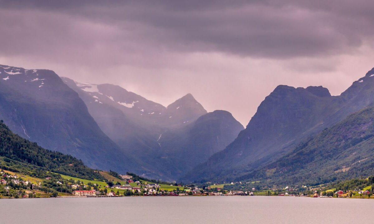 Norway’s Viking Heartland: A Journey Through Fjords, Longships & Sagas